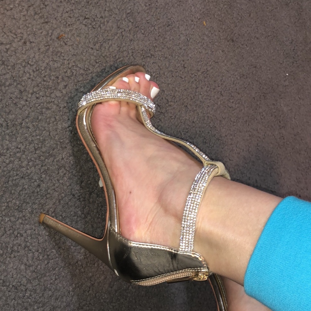 Steve Madden gold rhinestone heels. - Picture 4 of 8